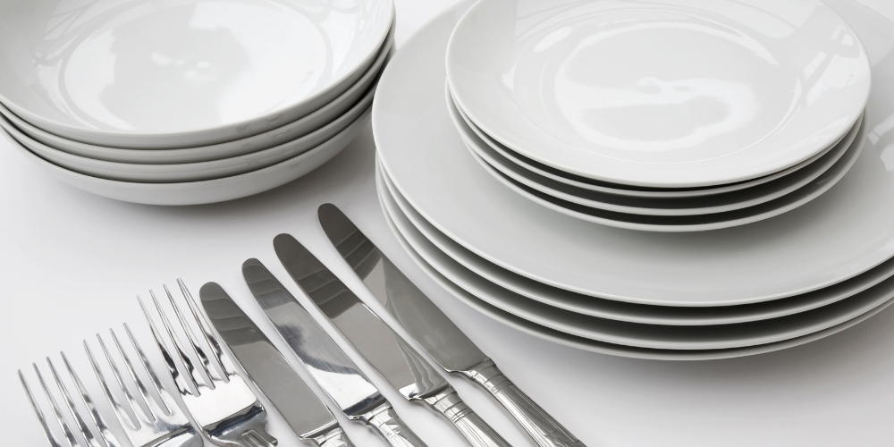 Crockery at Camp Zenith